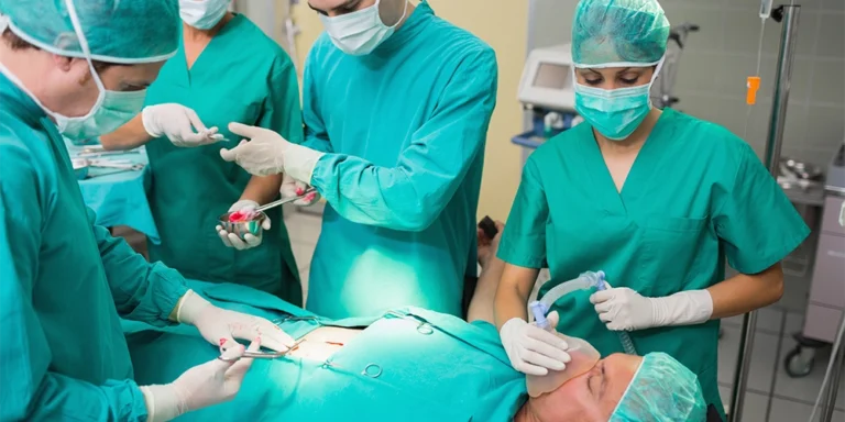 Curso CFC Cuidados de Enfermería en Áreas Pediátricas de Quirófano